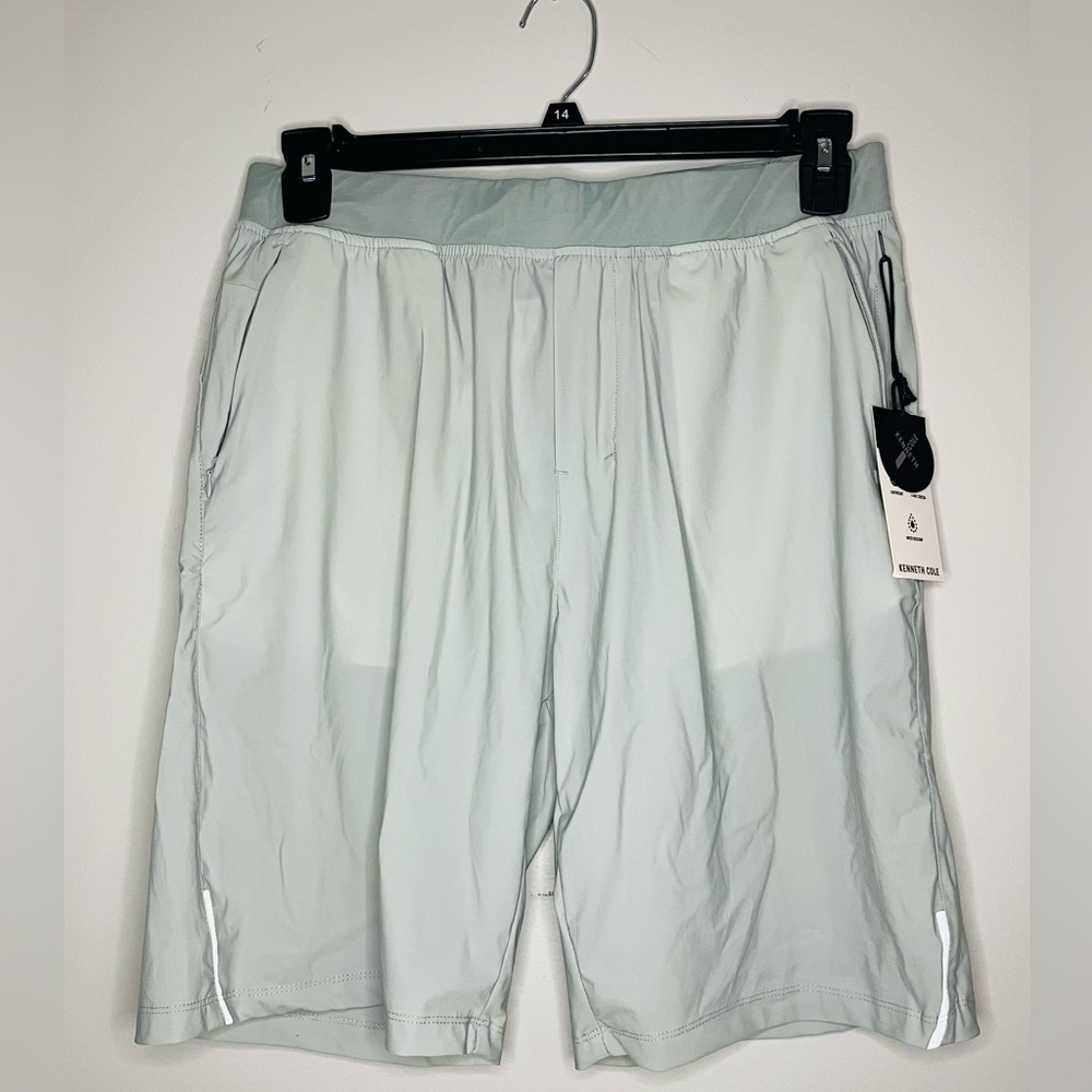 Kenneth Cole Grey Tech Shorts size Large